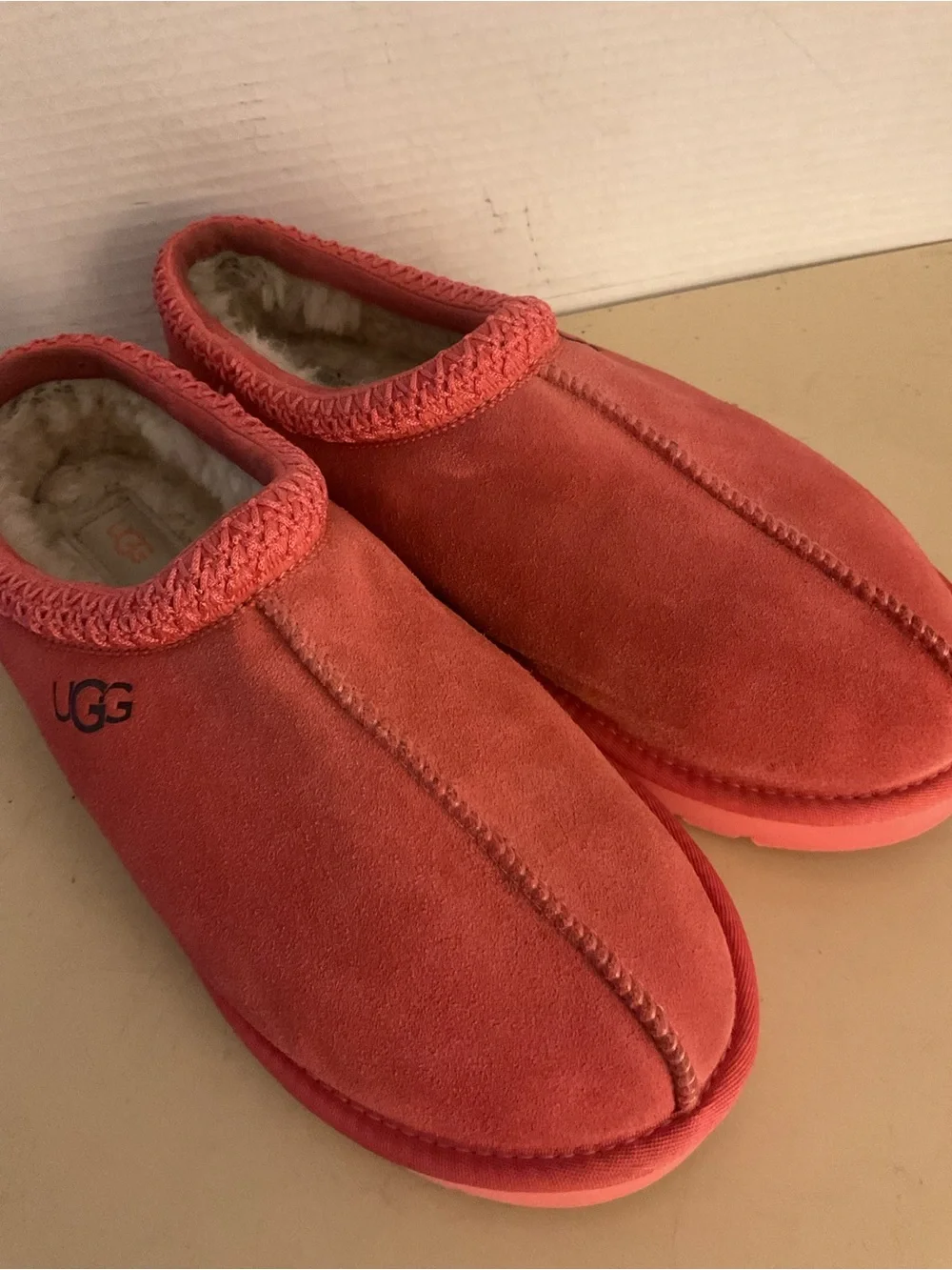 UGG men’s coral suede sheepskin Tasman slipper shoes US 12
